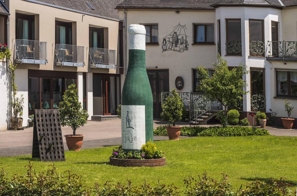 Gastehaus Und Weingut Bernd Frieden Hotel นิทเทอ ห้อง รูปภาพ